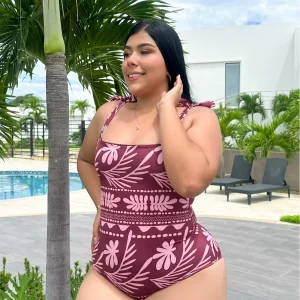 Traje de baño enterizo tallas plus print vinotinto Control Abdomen